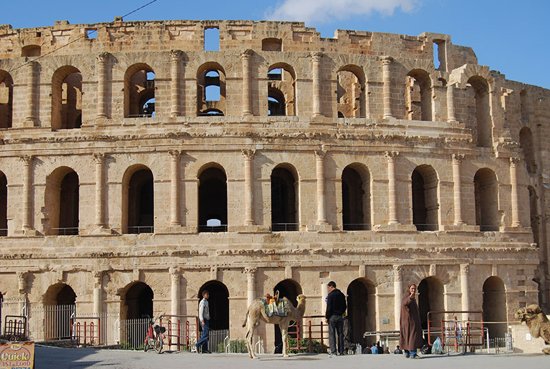 Roman-amphitheatre-at-El-Djem