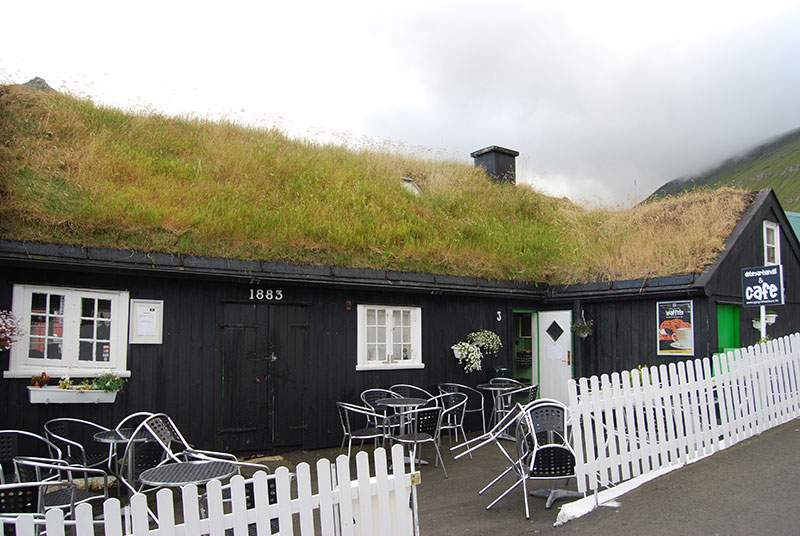 Cafe in Gjogv